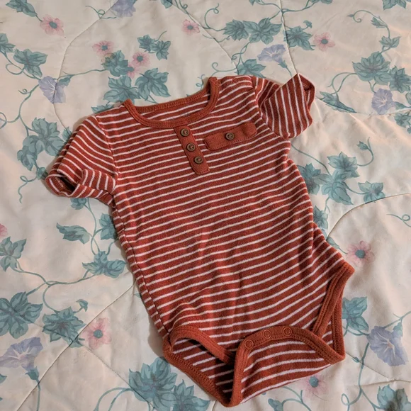 (5 For $20) Rene Rofe Rust and White Striped Bodysuit - Picture 2 of 3